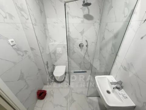 Izdavanje, dvosoban stan, 66m², Stari Aerodrom, Podgorica - image 11