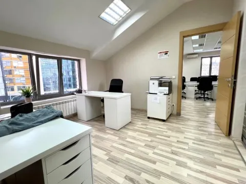 Rent, office space, 183m², Centar, Požarevac - image 6