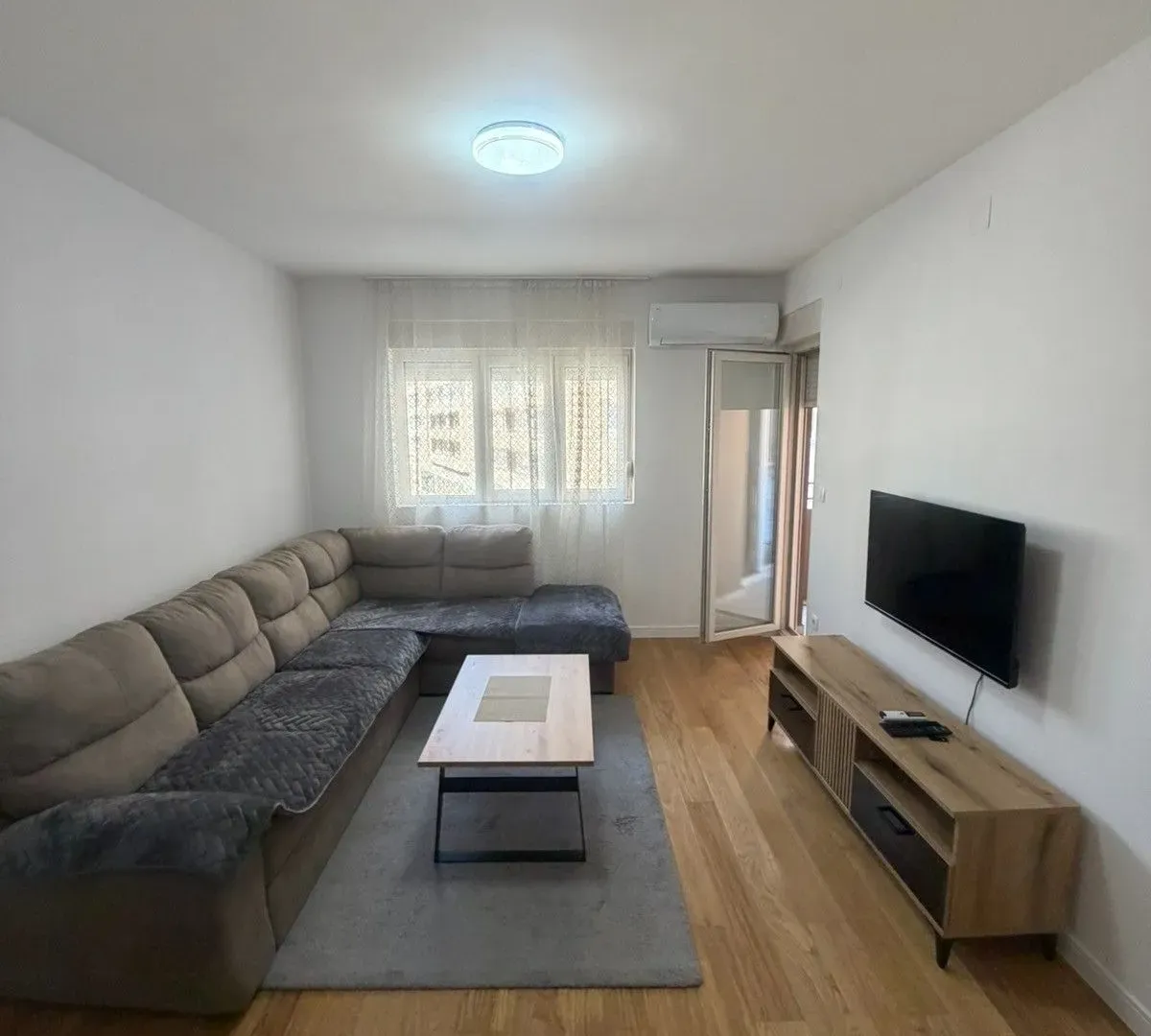 Rent, one bedroom apartment, 49m², Central Point, Podgorica