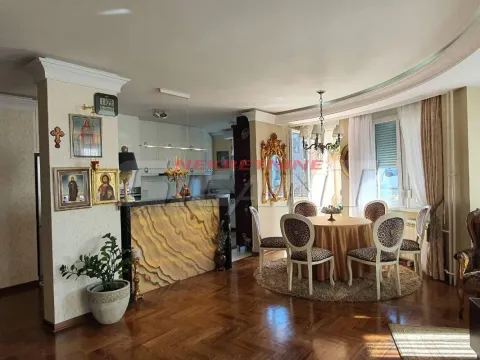 Prodaja, četvorosoban stan, 140m², Vračar Sve Podlokacije, Beograd - image 3