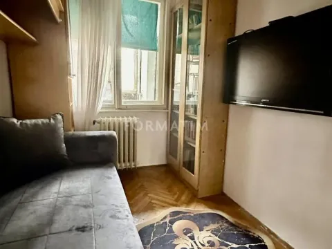 Izdavanje, dvosoban stan, 64m², Vračar Sve Podlokacije, Beograd - image 6