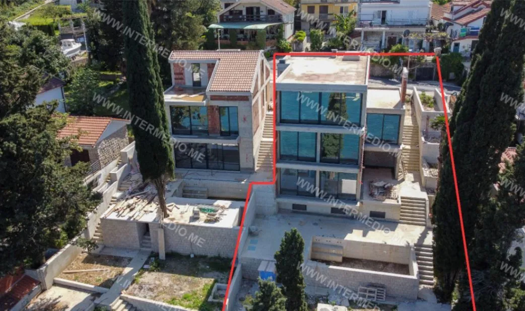 Prodaja, kuća, 430m², Njivice, Herceg Novi