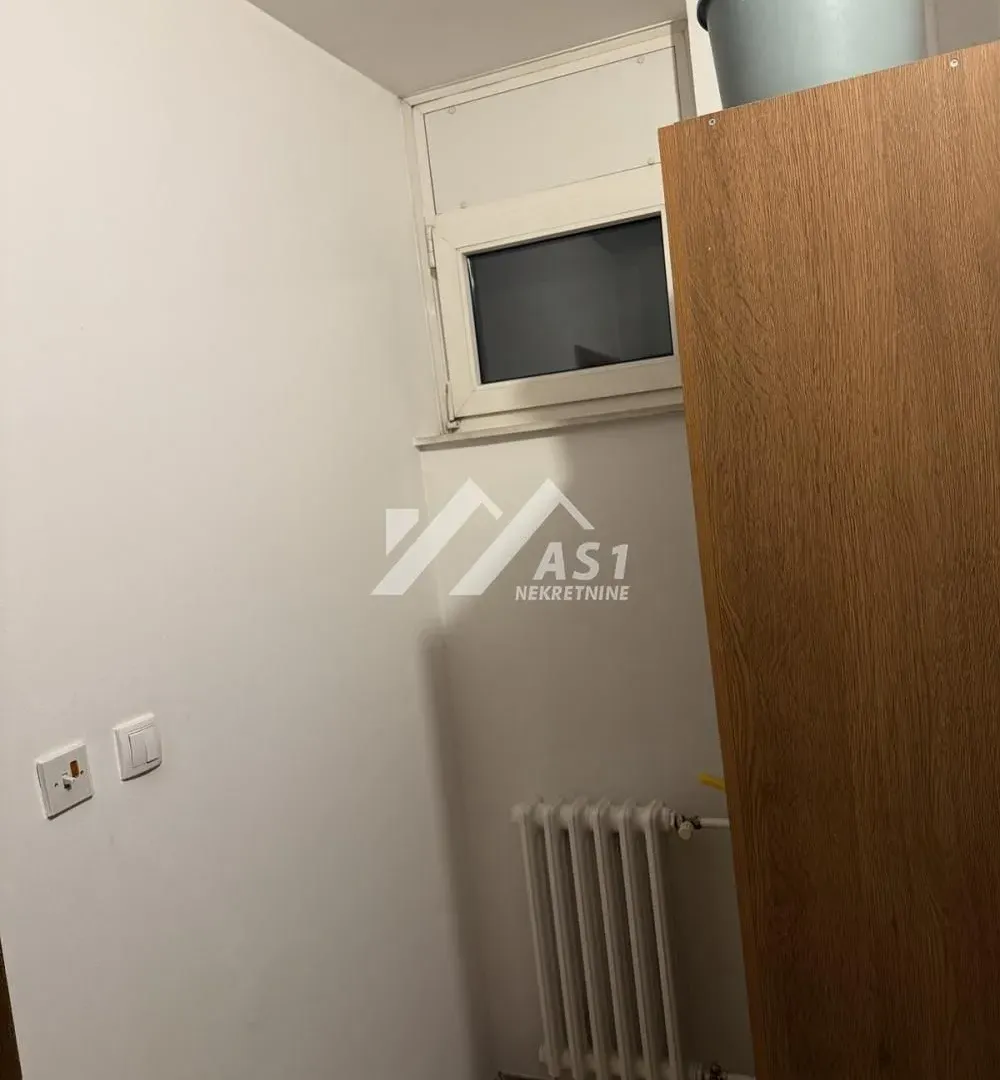 Izdavanje, stan, 30m², Detelinara, Novi Sad Sve Podlokacije