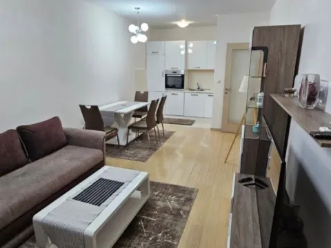 Izdavanje, jednosoban stan, 47m², City Kvart, Podgorica - image 2