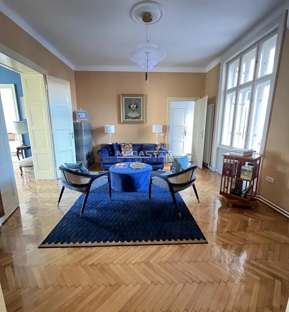 Izdavanje, četvorosoban stan, 122m², Stari Grad, Beograd