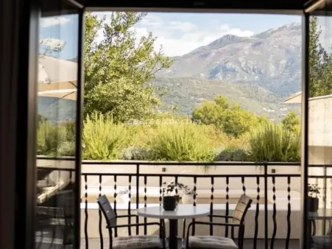 Sale, two bedroom apartment, 98m², Tivat, Crna Gora - image 8