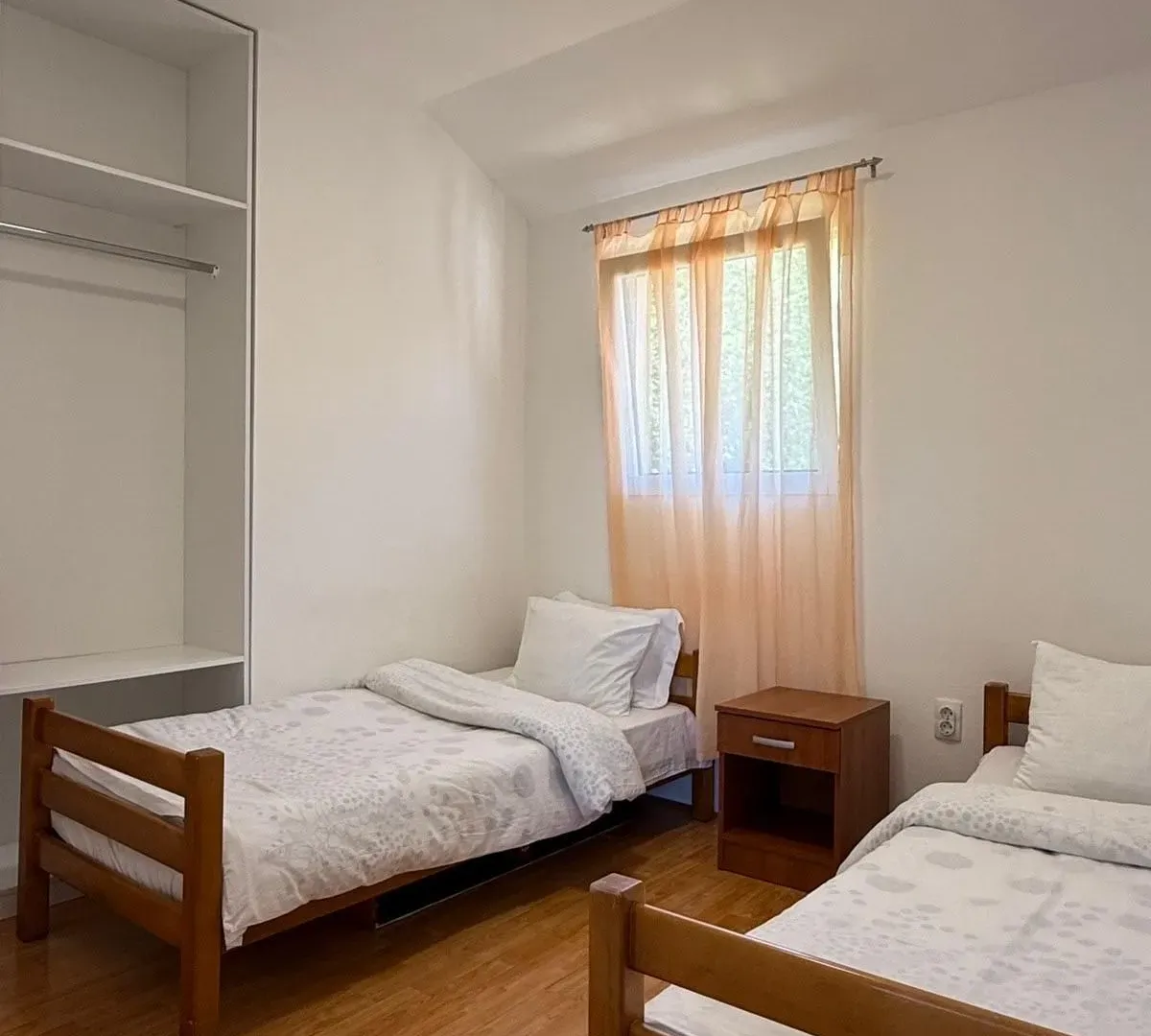 Rent, three bedroom apartment, 85m², Gradiošnica, Tivat