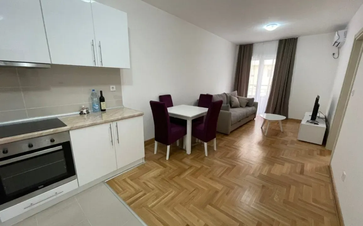 Rent, one bedroom apartment, 40m², Budva, Crna Gora