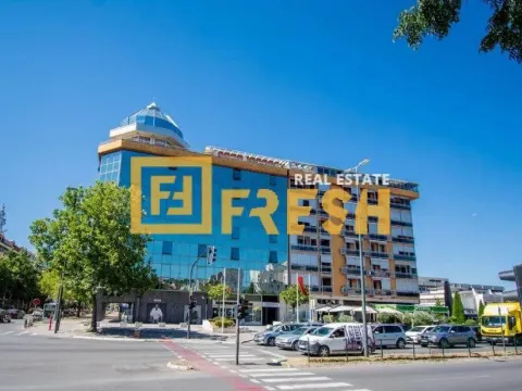 Prodaja, trosoban stan, 138m², Preko Morače, Podgorica