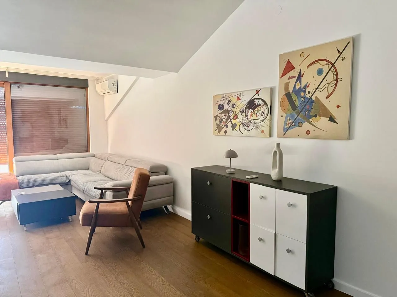 Rent, two bedroom apartment, 108m², Dobrota, Kotor