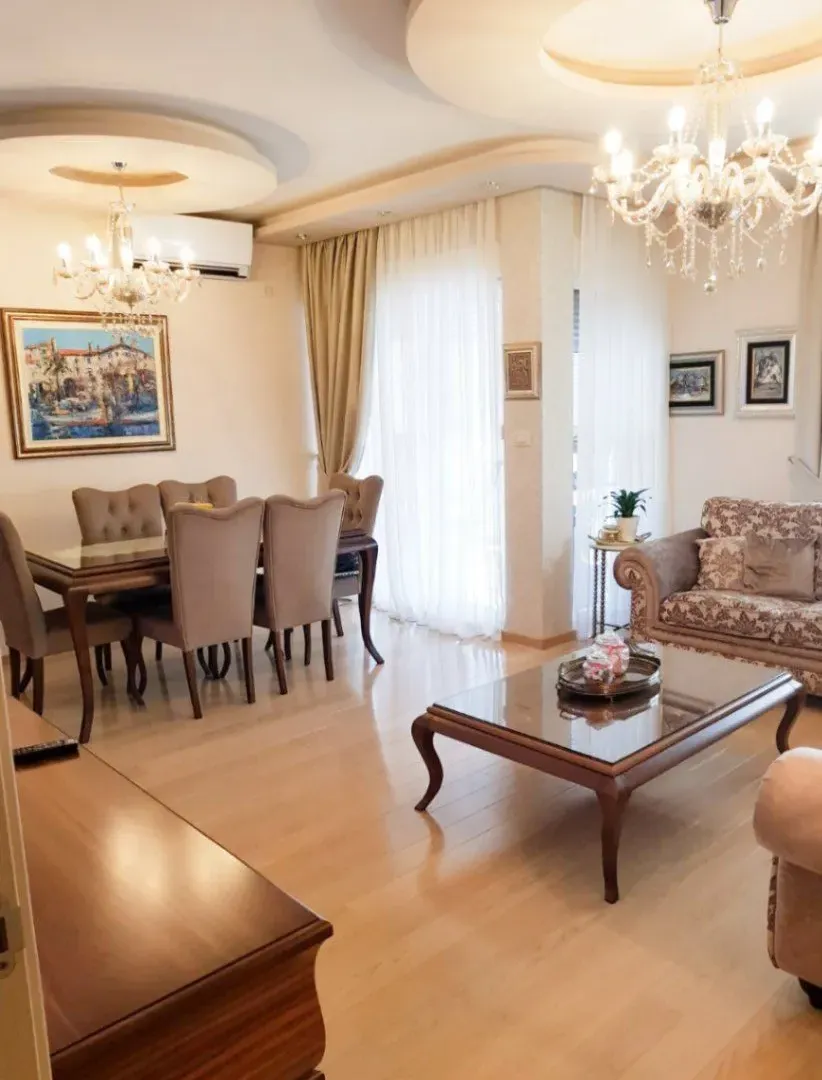 Izdavanje, trosoban stan, 100m², City Kvart, Podgorica