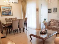 Rent, three bedroom apartment, 100m², City Kvart, Podgorica - image 12