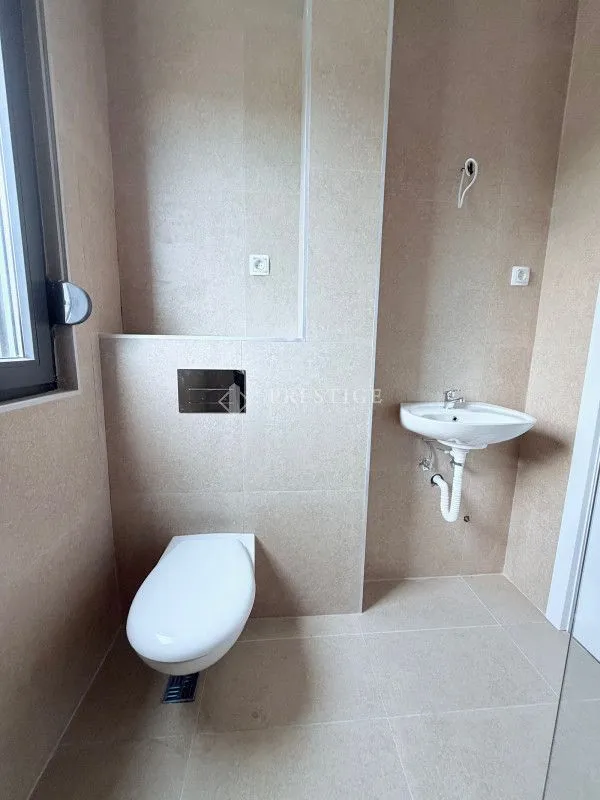 Prodaja, dvosoban stan, 64m², Tološi, Podgorica