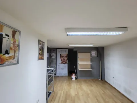 Prodaja, poslovni prostor, 27m², Lion, Zvezdara Sve Podlokacije - image 4