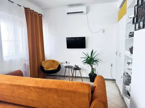 Sale, one bedroom apartment, 44m², Dobre Vode, Bar - image 2