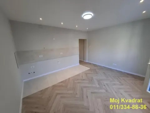 Sale, two bedroom apartment, 44m², Zemun Gornji Grad, Zemun Sve Podlokacije - image 3