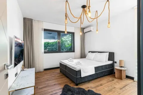 Sale, three bedroom apartment, 131m², Sveti Stefan, Budva - image 10