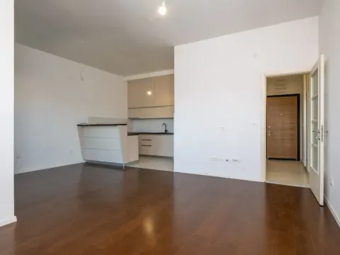 Prodaja, trosoban stan, 95m², Gornja Gorica, Podgorica - image 9