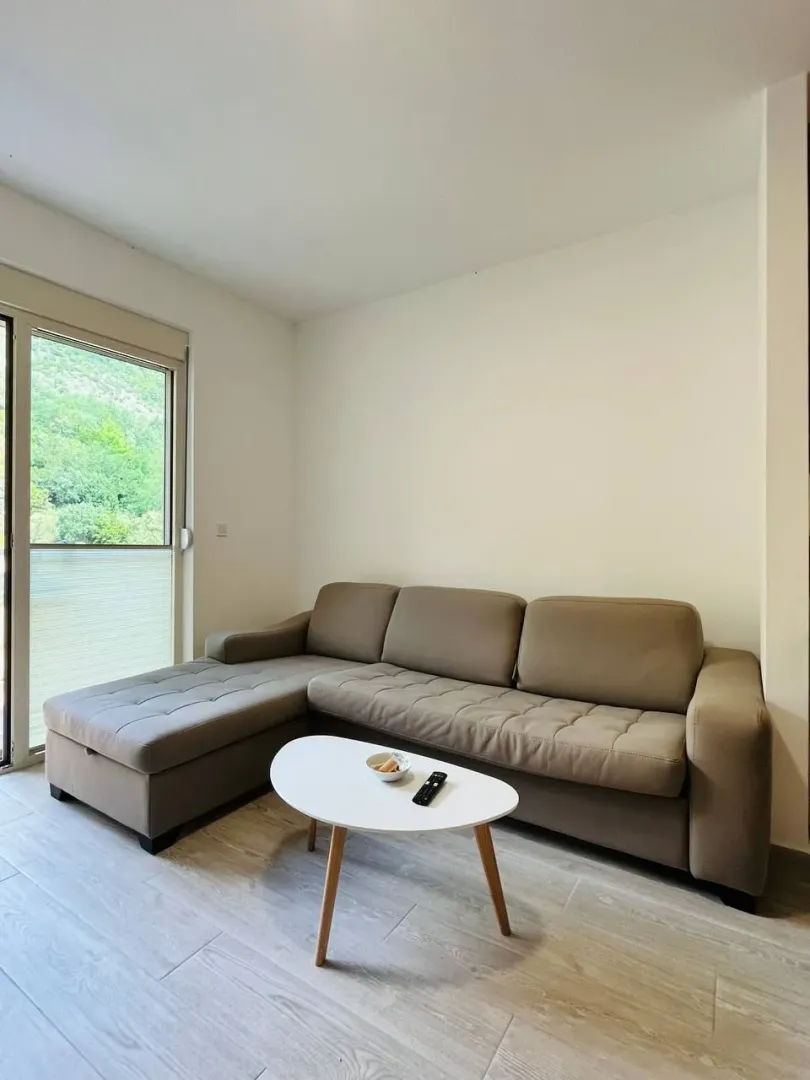 Rent, studio apartment, 35m², Bečići, Budva