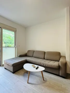Rent, studio apartment, 35m², Bečići, Budva - image 4