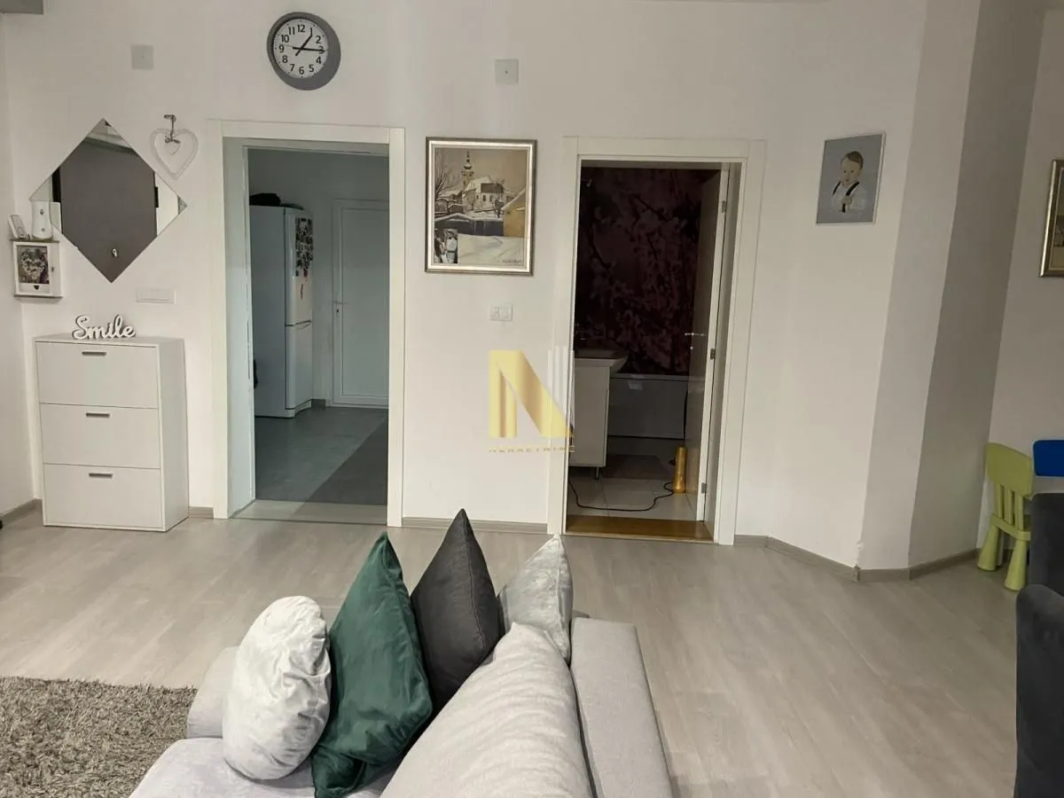 Prodaja, trosoban stan, 67m², Socijalno, Novi Sad Sve Podlokacije