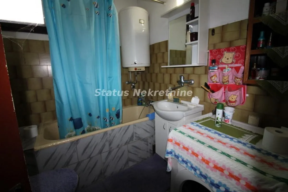 Prodaja, kuća, 115m², Titel, Novi Sad