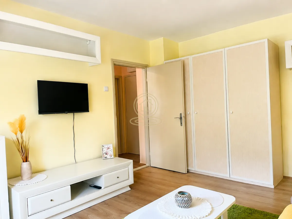 Izdavanje, jednosoban stan, 30m², Detelinara, Novi Sad Sve Podlokacije