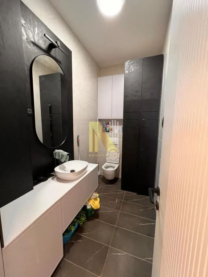 Sale, four bedroom apartment, 135m², Bulevar patrijarha Pavla, Novi Sad Sve Podlokacije