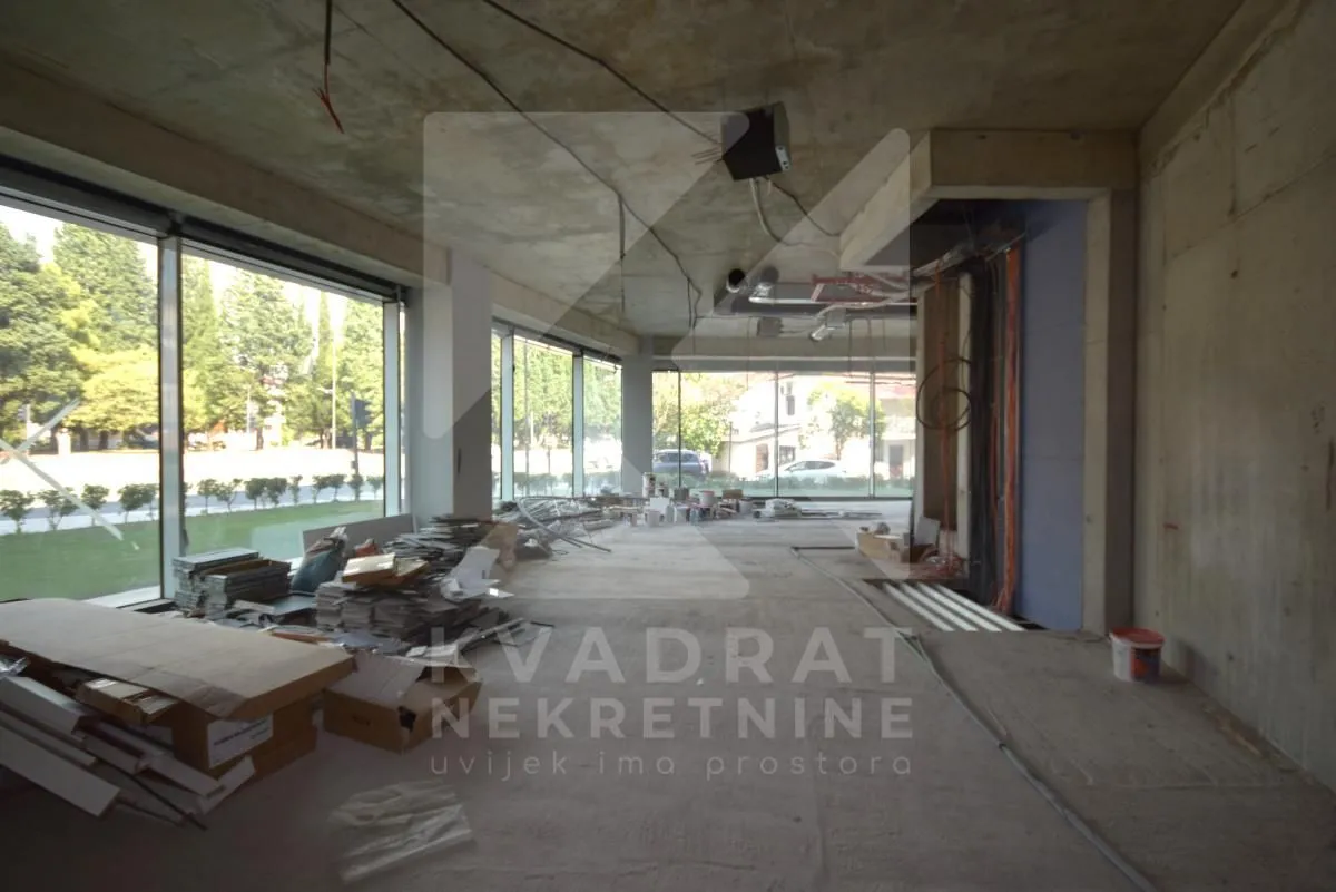 Rent, office space, 2542m², Centar, Podgorica