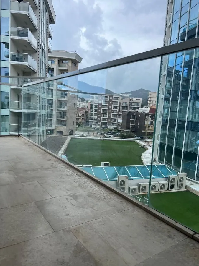 Rent, one bedroom apartment, 63m², Budva, Crna Gora