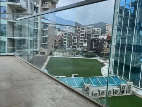 Izdavanje, jednosoban stan, 63m², Budva, Crna Gora - image 9