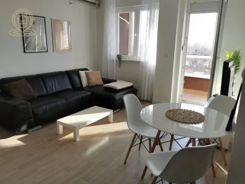 Izdavanje, dvosoban stan, 40m², Liman 4, Novi Sad Sve Podlokacije - image 2