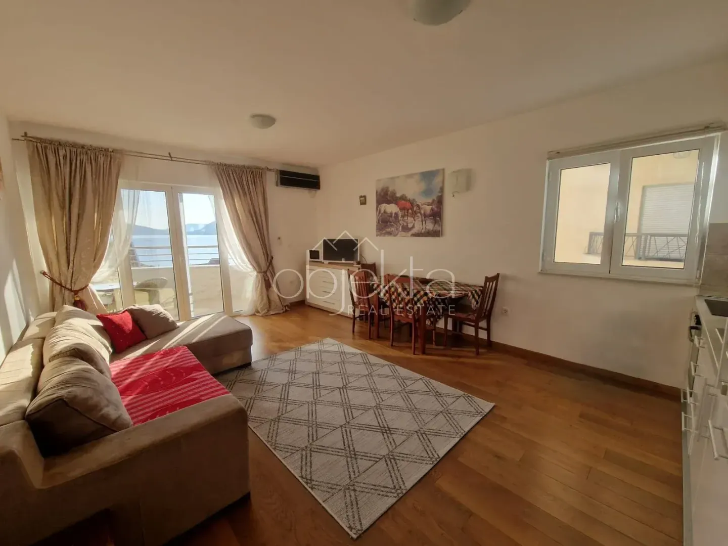 Rent, apartment, 53m², Tivat, Crna Gora