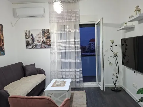 Rent, one bedroom apartment, 34m², Zabjelo, Podgorica - image 9