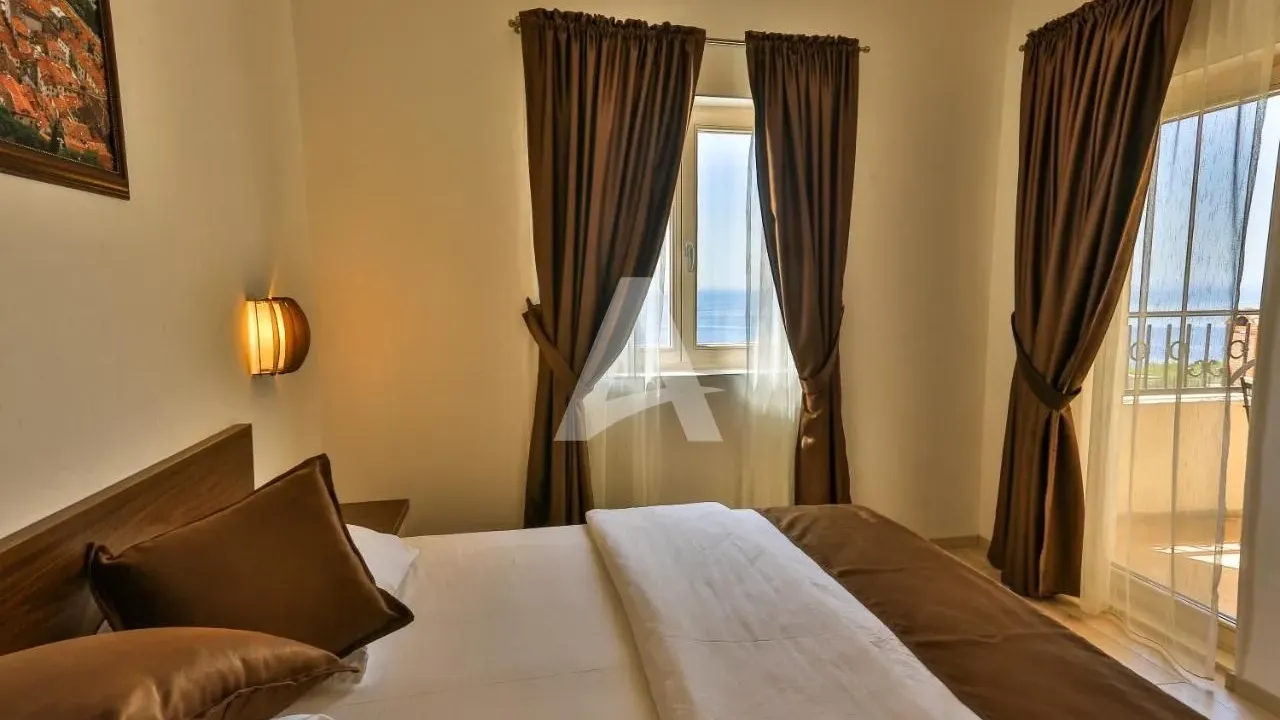 Sale, house, 185m², Reževići, Budva