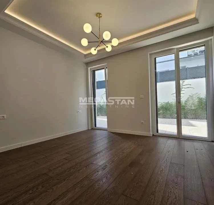 Prodaja, trosoban stan, 79m², Stari Grad, Beograd