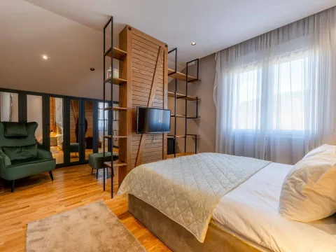 Sale, two bedroom apartment, 60m², Kolašin, Crna Gora - image 16