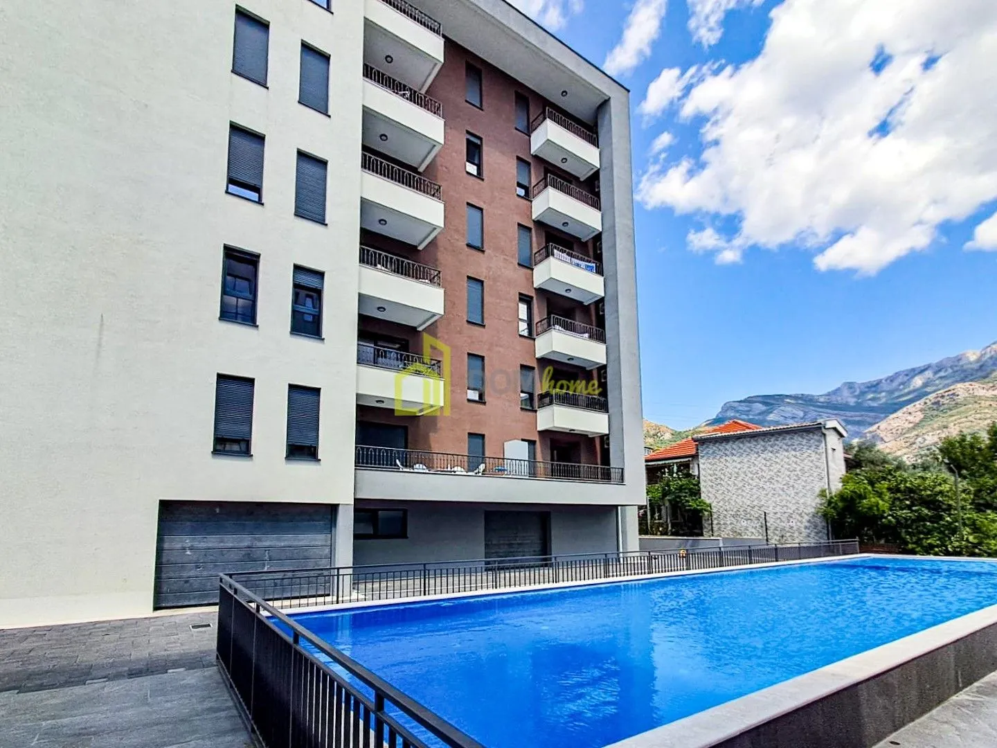 Sale, two bedroom apartment, 70m², Čeluga, Bar