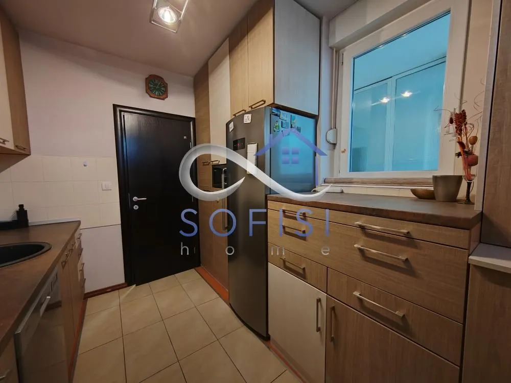 Izdavanje, kuća, 130m², Lipov gaj, Novi Sad Sve Podlokacije