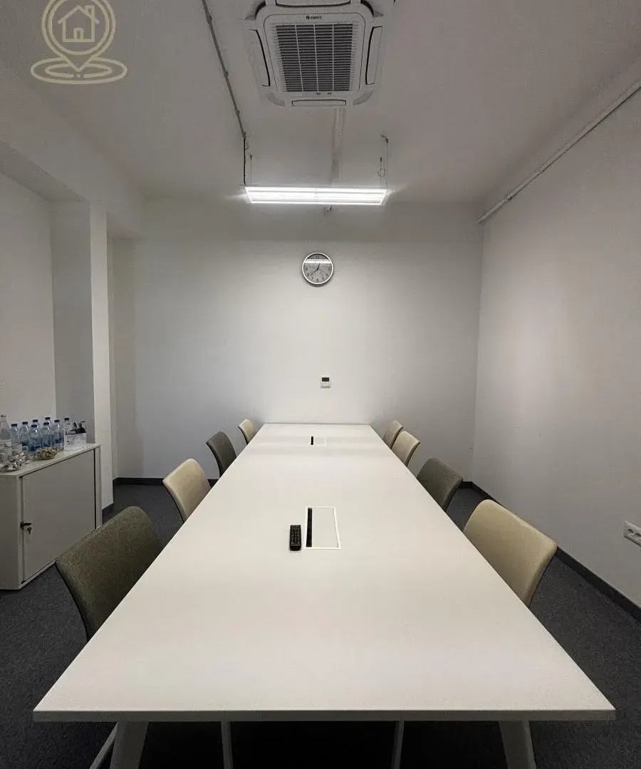 Rent, office space, 28m², Palilula, Niš