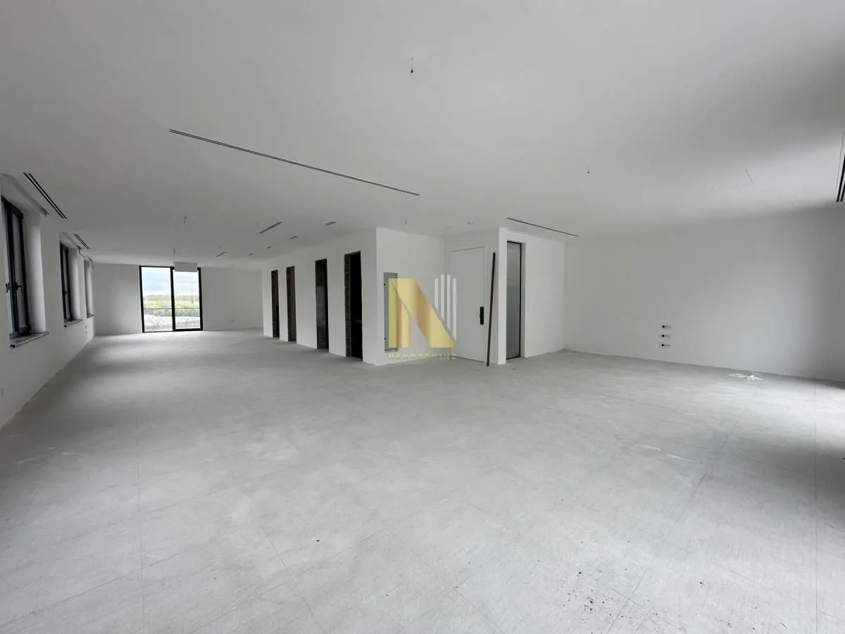 Rent, office space, 190m², Petrovaradin, Novi Sad