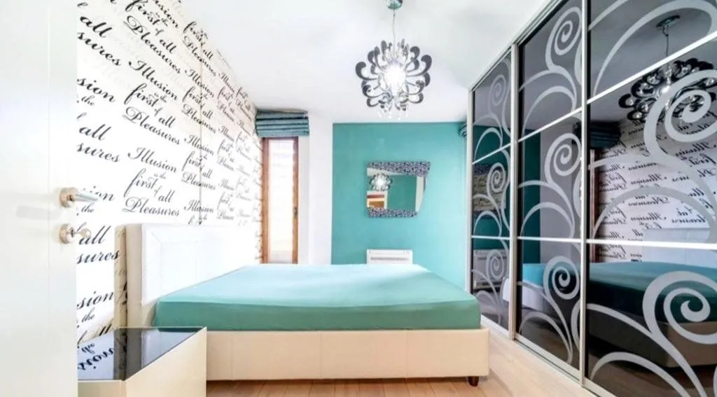 Izdavanje, trosoban stan, 140m², Preko Morače, Podgorica