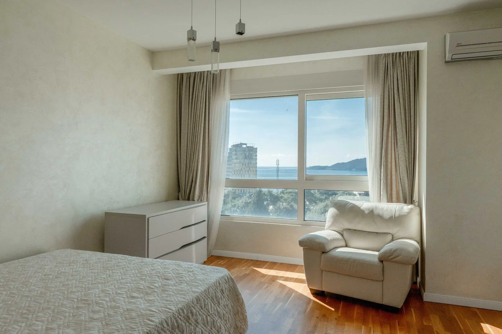 Prodaja, trosoban stan, 115m², Bečići, Budva