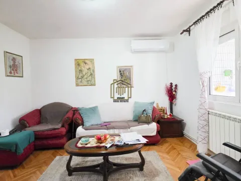 Sale, house, 115m², Tološi, Podgorica - image 2