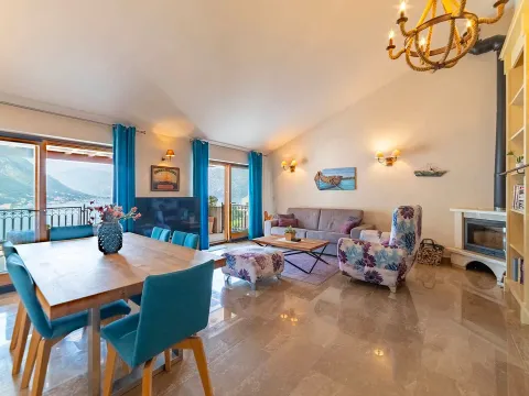 Prodaja, stan, 594m², Dobrota, Kotor - image 14