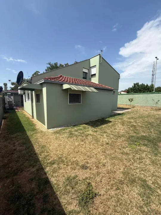 Rent, house, 100m², Zeta, Podgorica