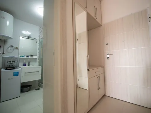 Prodaja, jednosoban stan, 55m², Bečići, Budva - image 11