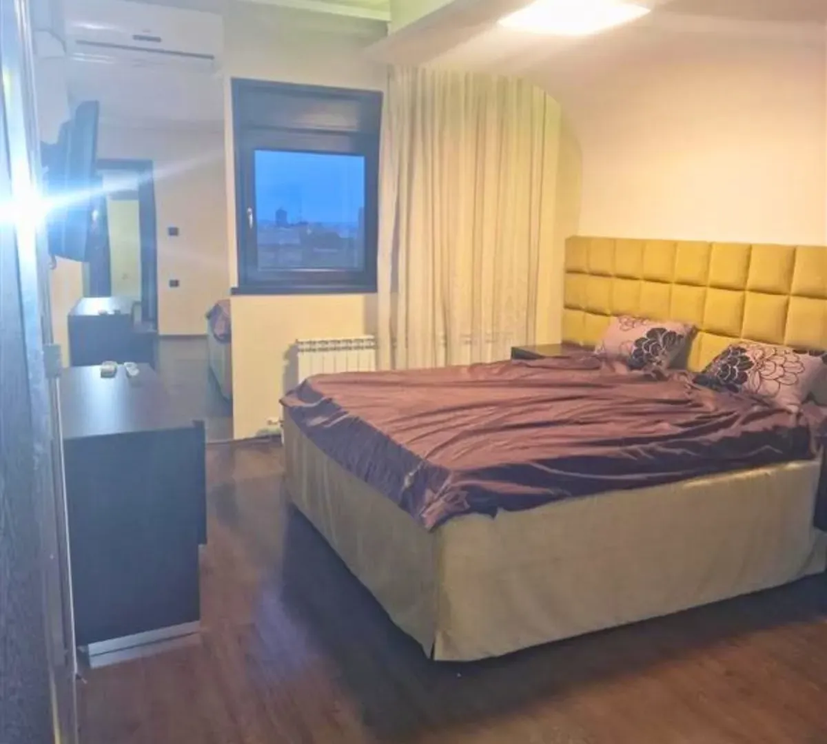 Rent, three bedroom apartment, 123m², Vračar Sve Podlokacije, Beograd