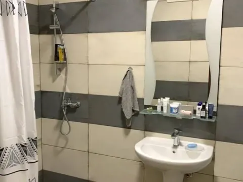 Rent, two bedroom apartment, 63m², Vračar Sve Podlokacije, Beograd - image 5