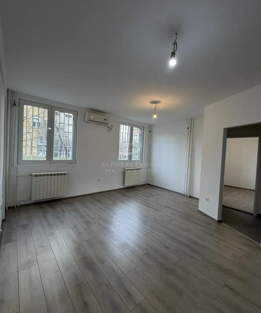 Sale, two bedroom apartment, 55m², Voždovac Sve Podlokacije, Beograd